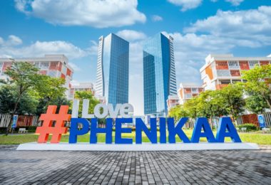 Năm 2024, Trường Đại học Phenikaa có thêm 1 giáo sư và 6 phó giáo sư