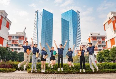 BƯỚC NGOẶT LỊCH SỬ VÀ TINH THẦN NGƯỜI PHENIKAA