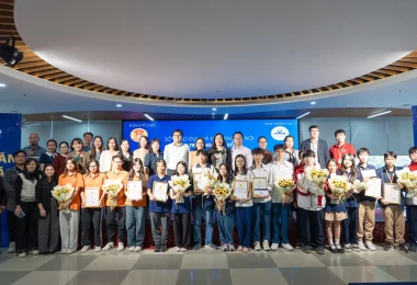 Phenikaa School đăng cai Cuộc thi Nghiên cứu Khoa học Kỹ thuật cấp Cụm năm học 2025-2026