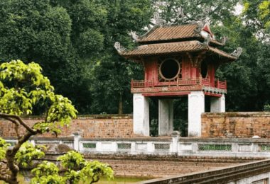 Hà Nội, một ngày tĩnh lặng, ta nghe và thấy những gì…