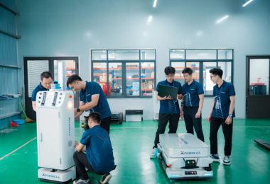 KHÔNG ‘ĐỐT TIỀN’, KHÔNG CHẠY THEO XU HƯỚNG Phenikaa-X xây dựng công nghệ lõi cho xe tự hành bằng cách nào?