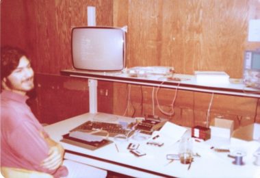 Đến nước Mỹ cũng chỉ có một Steve Jobs