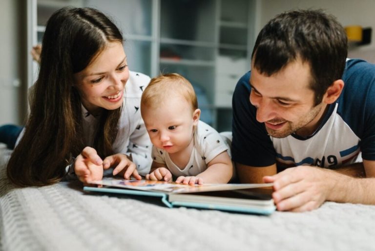 TOP 17 CUỐN SÁCH NUÔI DẠY CON HAY MÀ CHA MẸ KHÔNG NÊN BỎ LỠ
