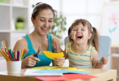 NHỮNG CÁCH DẠY CON NGOAN HỮU ÍCH DÀNH CHO CHA MẸ GIÚP CON NÊN NGƯỜI