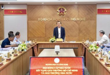 CỤM CÔNG TRÌNH NGHIÊN CỨU PHÁT TRIỂN CÔNG NGHỆ TRONG SẢN XUẤT ĐÁ NHÂN TẠO CAO CẤP CỦA PHENIKAA ĐƯỢC ĐỀ NGHỊ XÉT TẶNG GIẢI THƯỞNG HỒ CHÍ MINH